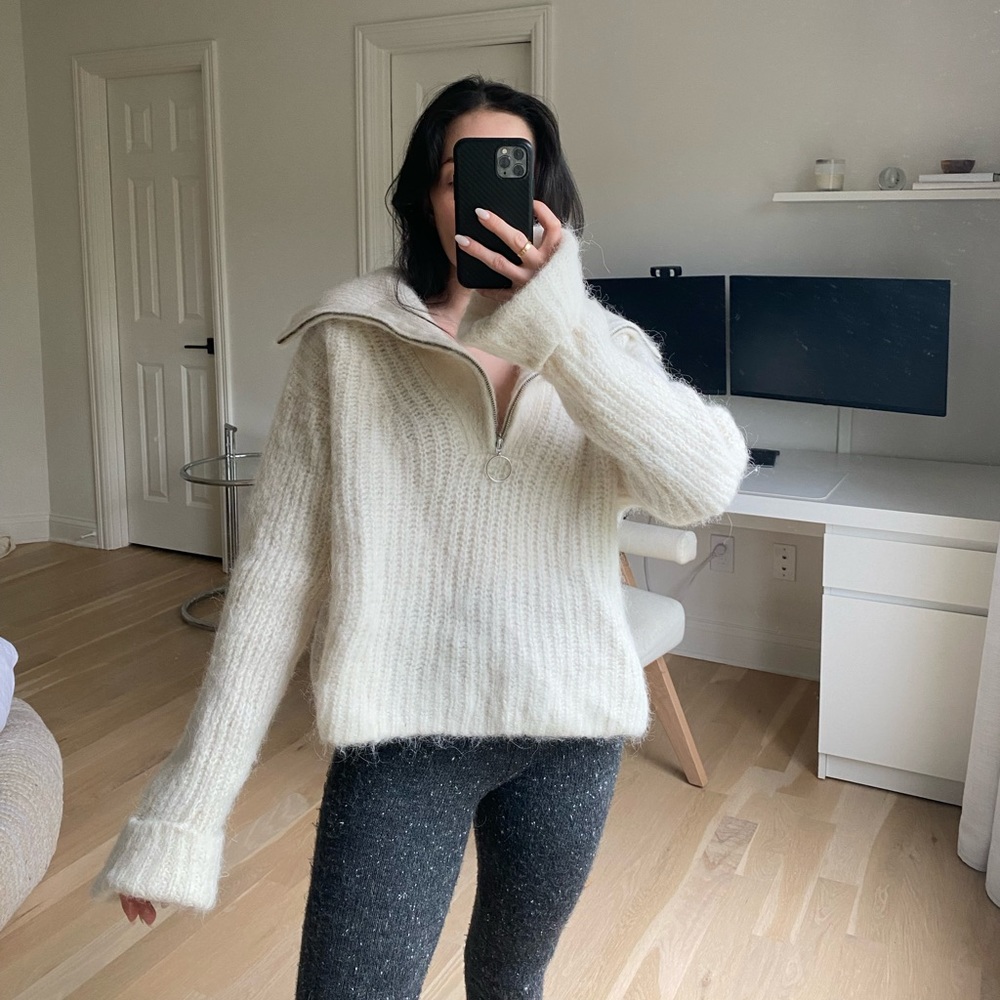 H&M Fuzzy Pullover Sweater